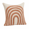 Cuscino decorativo 45 cm x 45 cm in tessuto beige e terracotta con motivo ad arco in rilievo